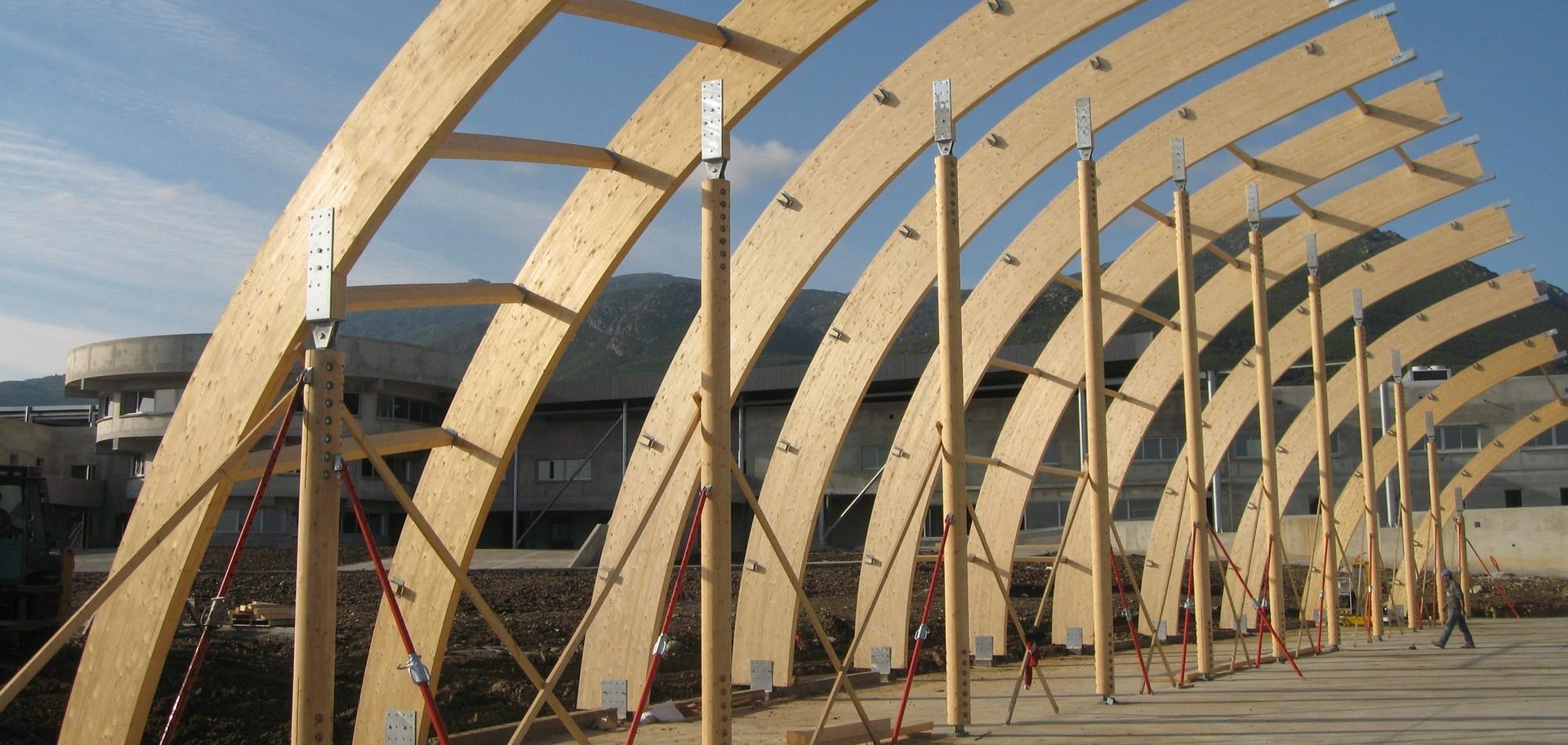 accueil-batiments-industriels-betons-bois-construction